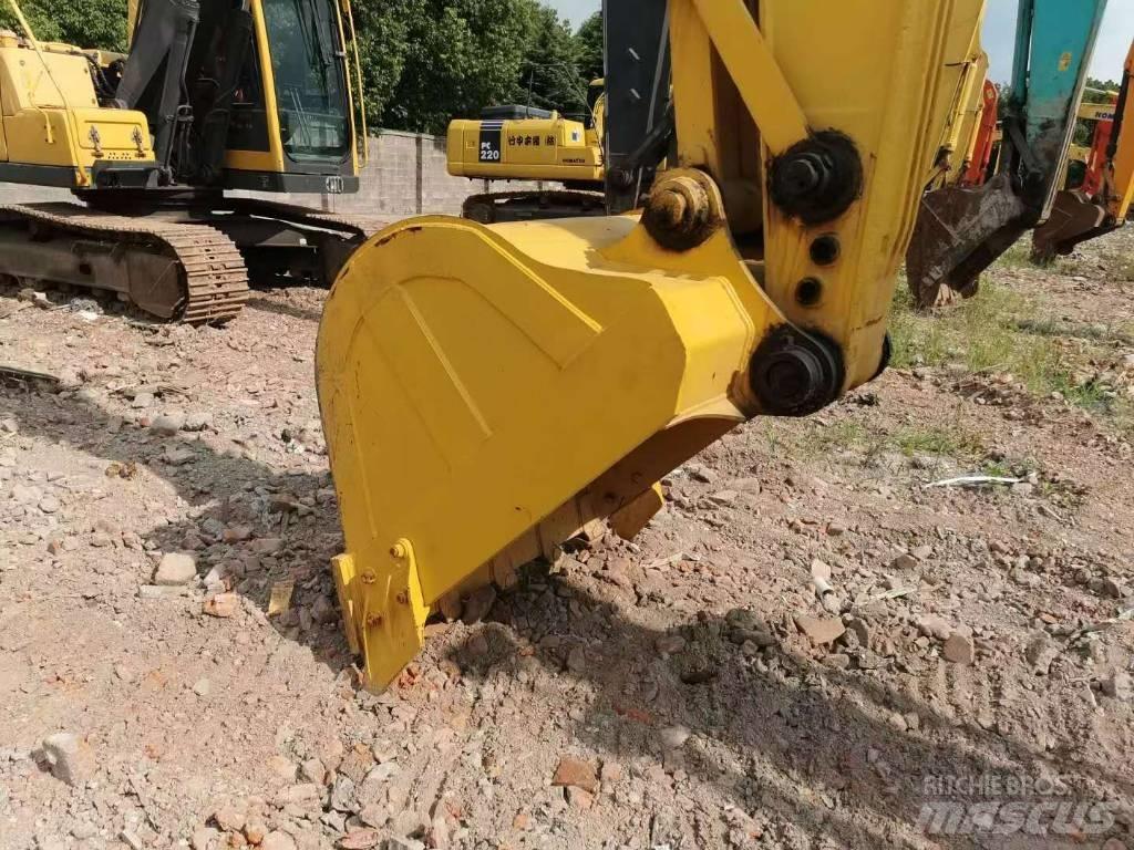Komatsu PC 200 Bageri guseničari