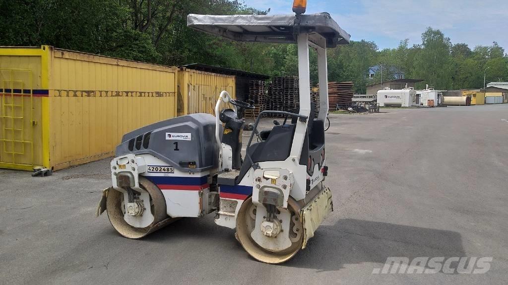 Hamm HD 12 VV Valjci sa duplim bubnjem