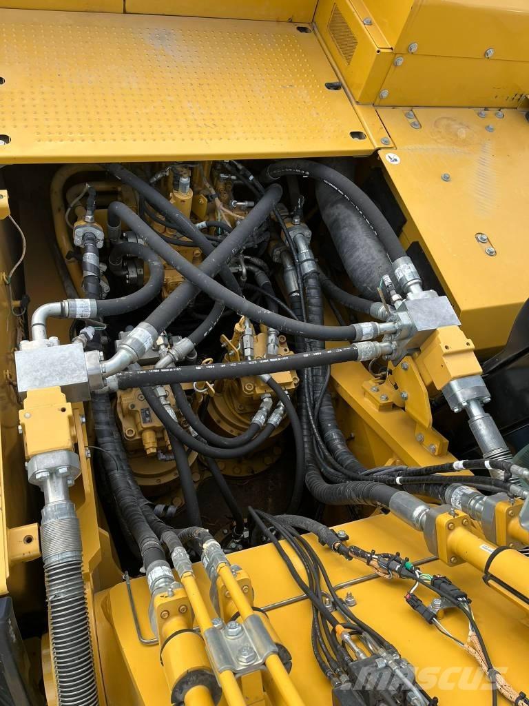 CAT 352-07A Bageri guseničari