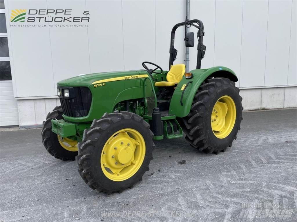 John Deere 5055E Traktori