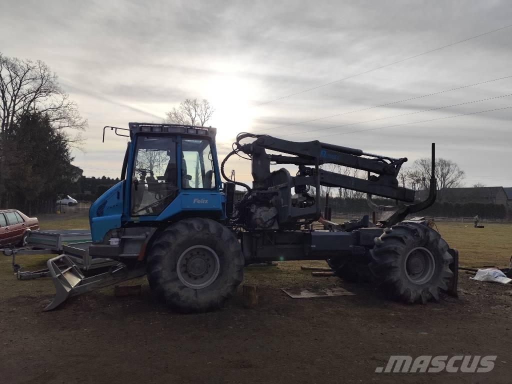 Pfanzelt Felix Skideri