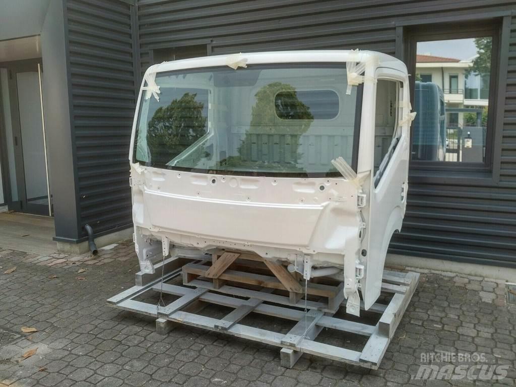 Renault Maxity Kabine i unutrašnjost