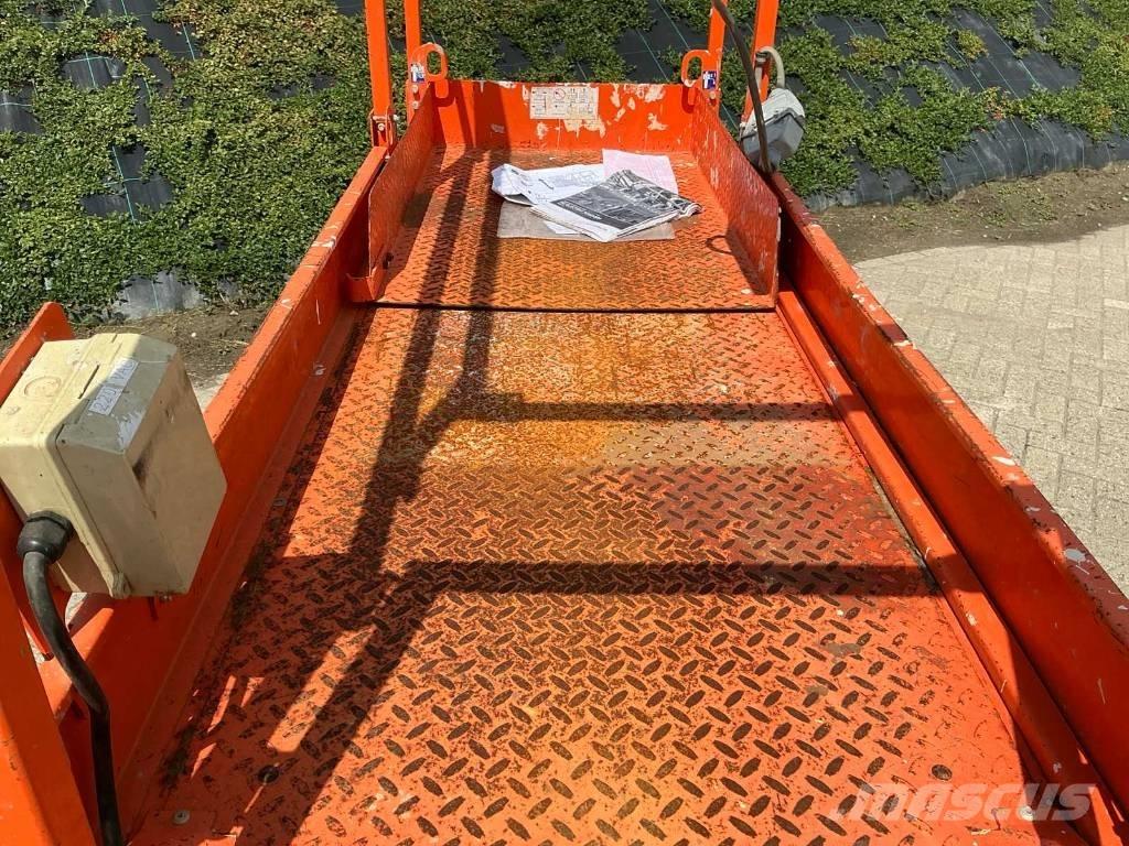 SkyJack SJ III 3219 Makazaste platforme