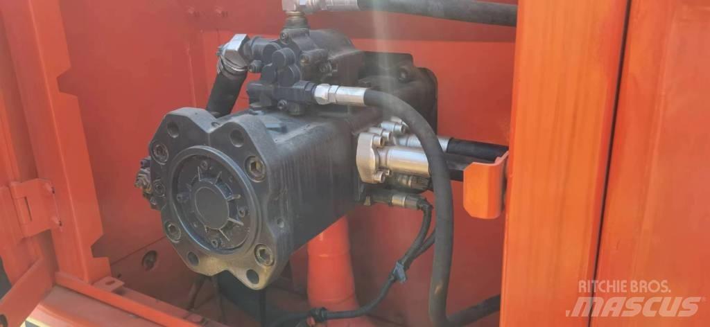 Doosan DX 300 Bageri guseničari