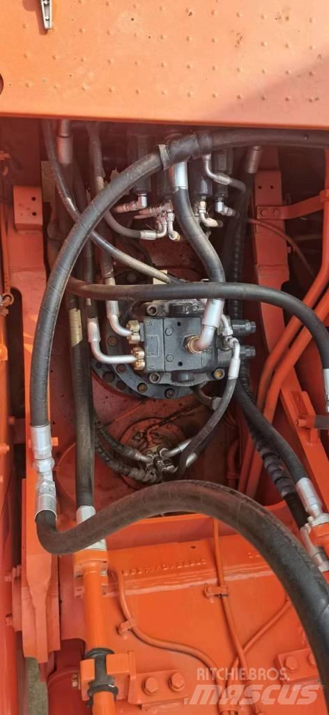 Doosan DX 300 Bageri guseničari