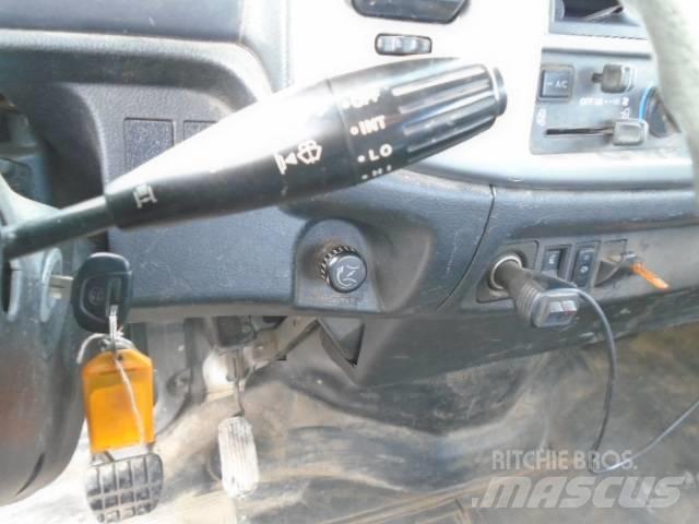 Hino 185 Kamioni sa otvorenim sandukom