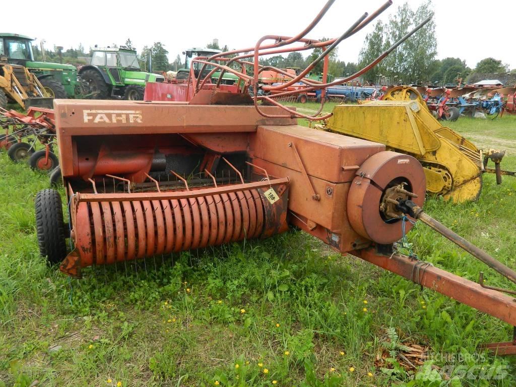 Deutz-Fahr HD300 Prese/balirke za četvrtaste bale
