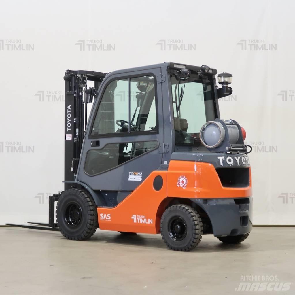 Toyota 02-8FGF25 Plinski viljuškari