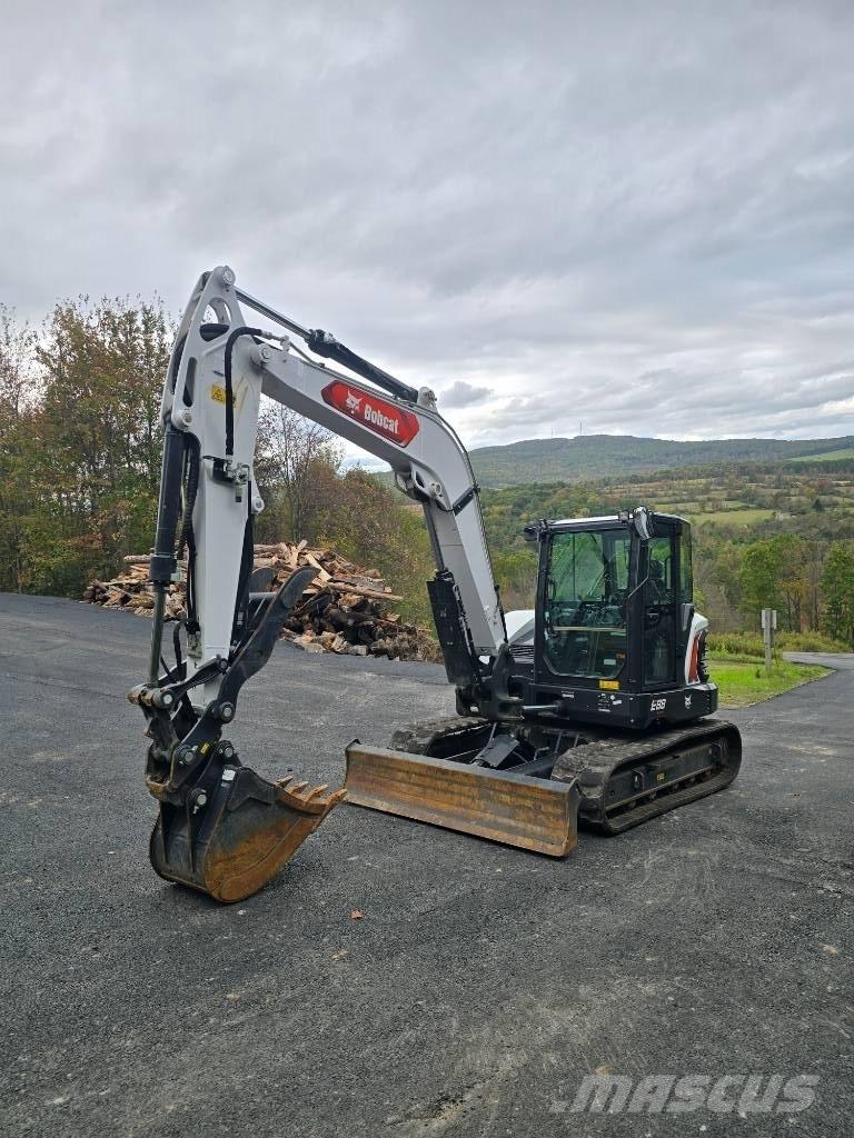 Bobcat E 88 R2 Bageri guseničari