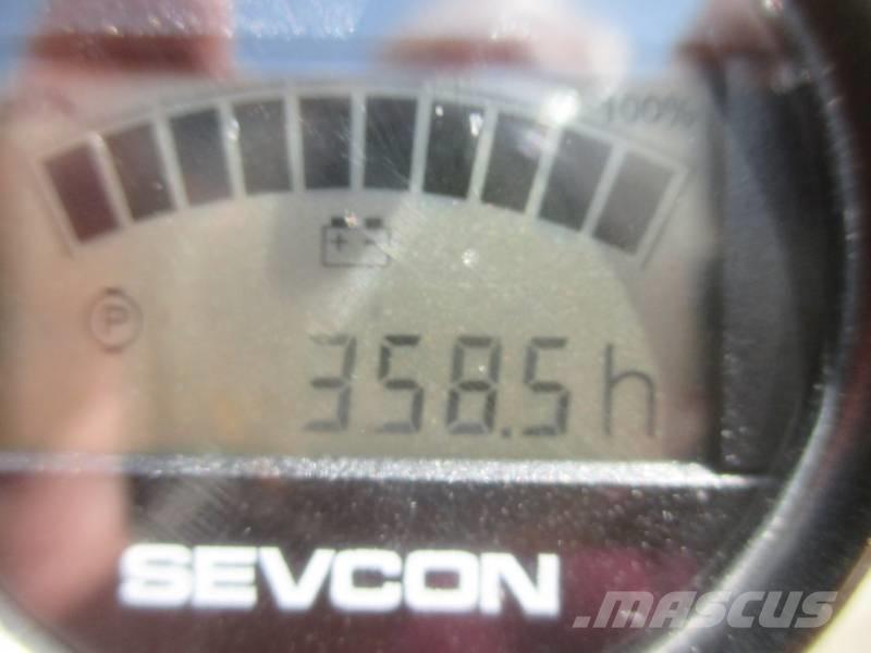 Manitou 170AETJ Zglobne podizne platforme