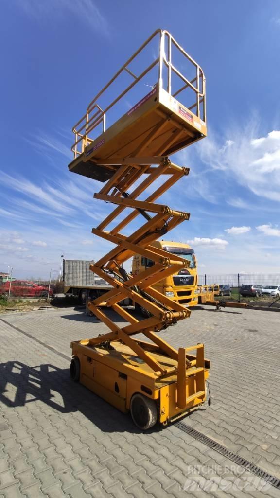 Haulotte Compact 12 Makazaste platforme