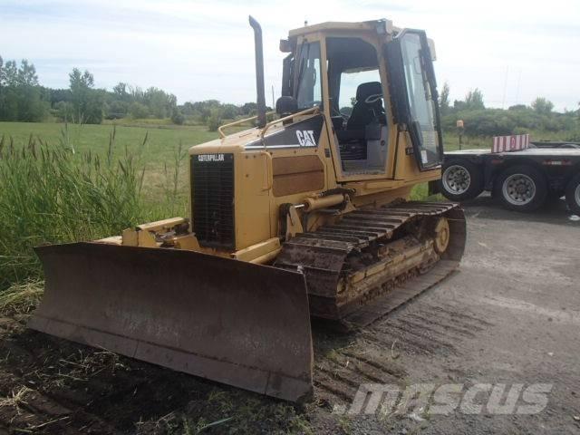 CAT D 3 G LGP Buldožeri guseničari