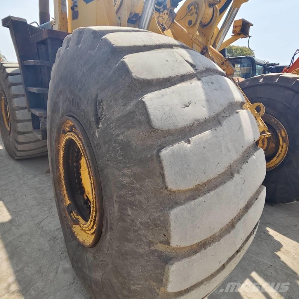 Komatsu WA 500 Utovarivači na točkove