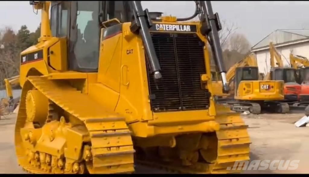 CAT D 8 T Buldožeri guseničari