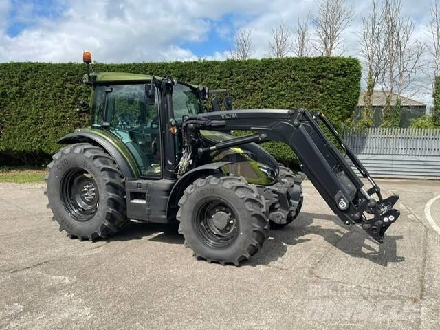Valtra G 125 Traktori