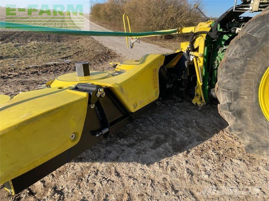 John Deere 8700i Mašine za stočnu hranu sa sopstvenim pogonom