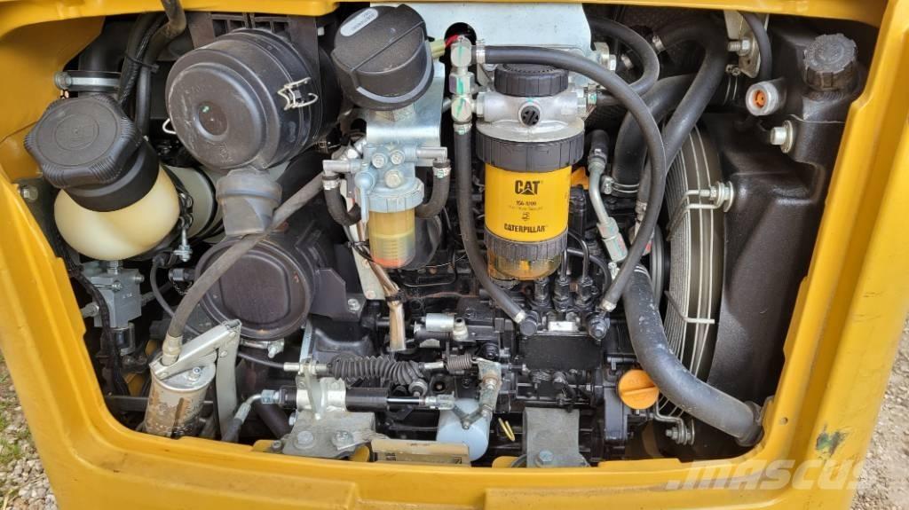 CAT 301.7 D Mini bageri < 7t