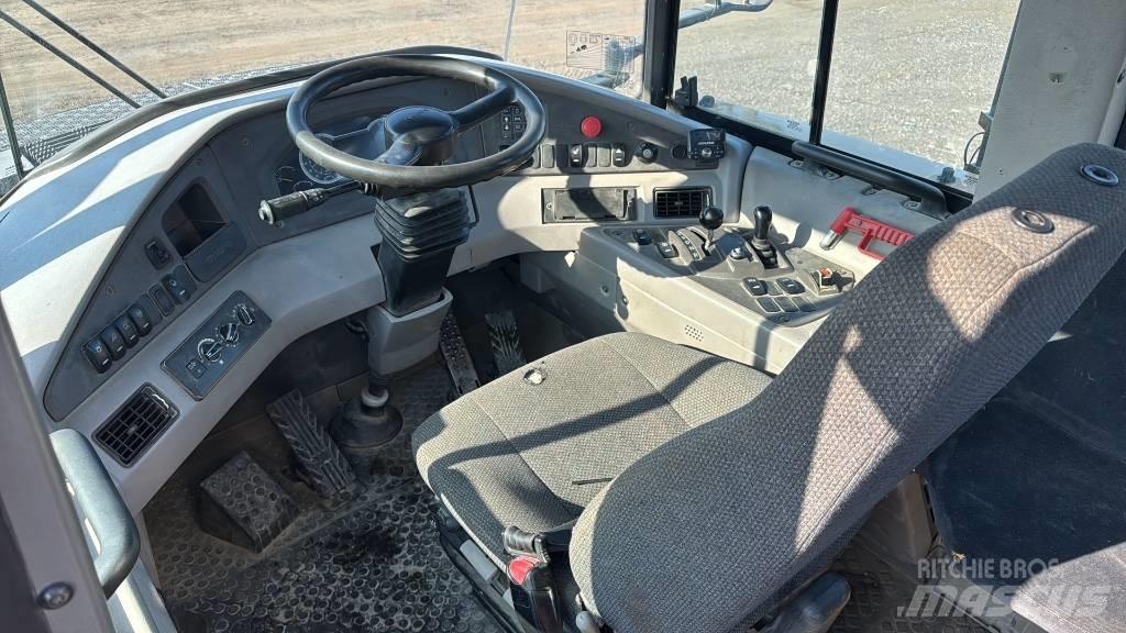 Volvo A 30 F Zglobni damperi