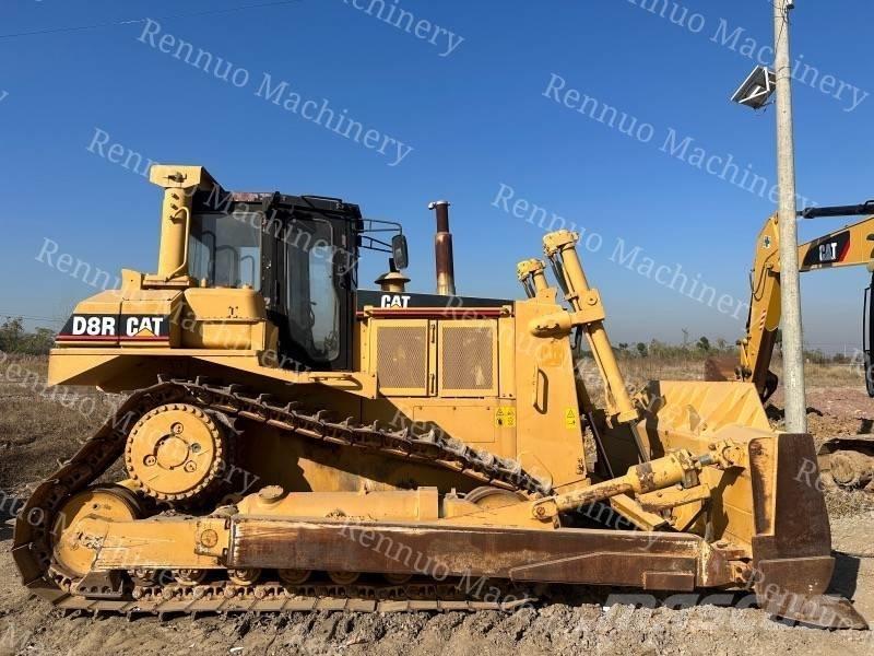 CAT D 8 R Buldožeri guseničari