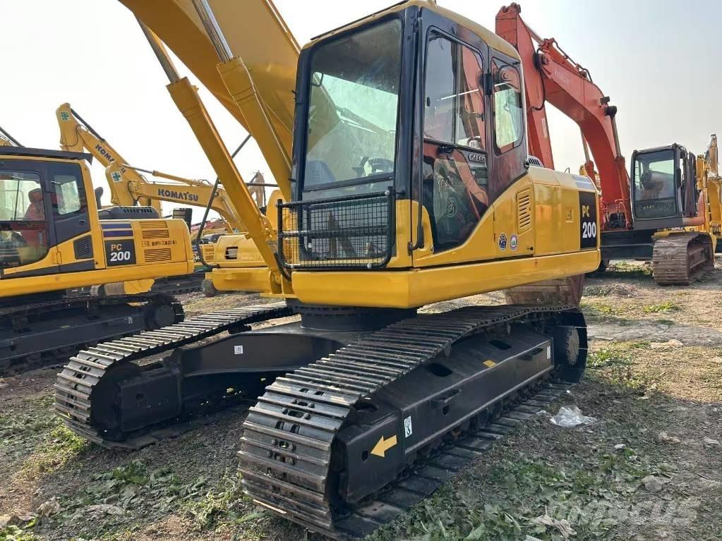 Komatsu PC 200 Bageri guseničari