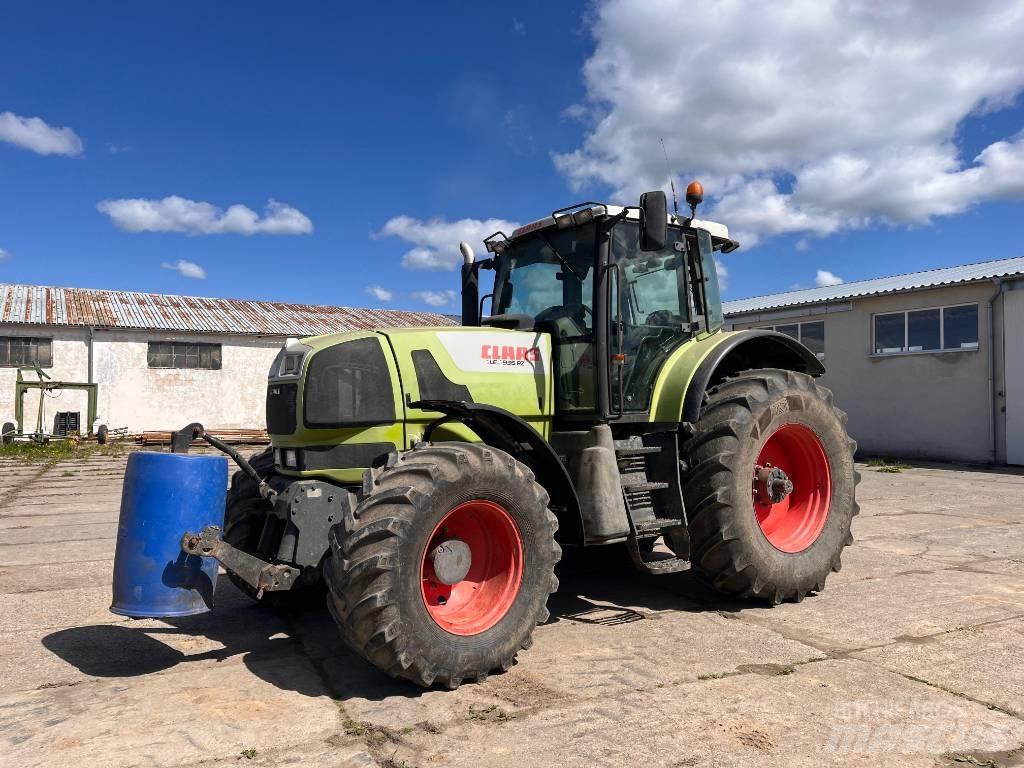CLAAS Atles 936 Traktori