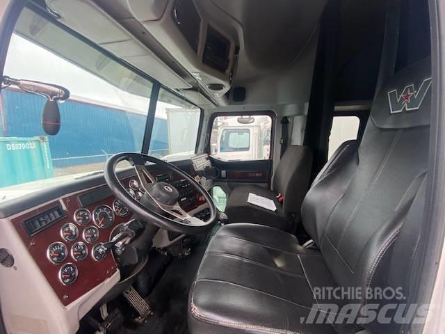 Western Star 4900SB Tegljači