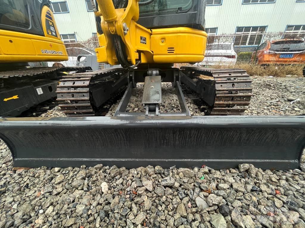 Komatsu PC 35 Bageri guseničari