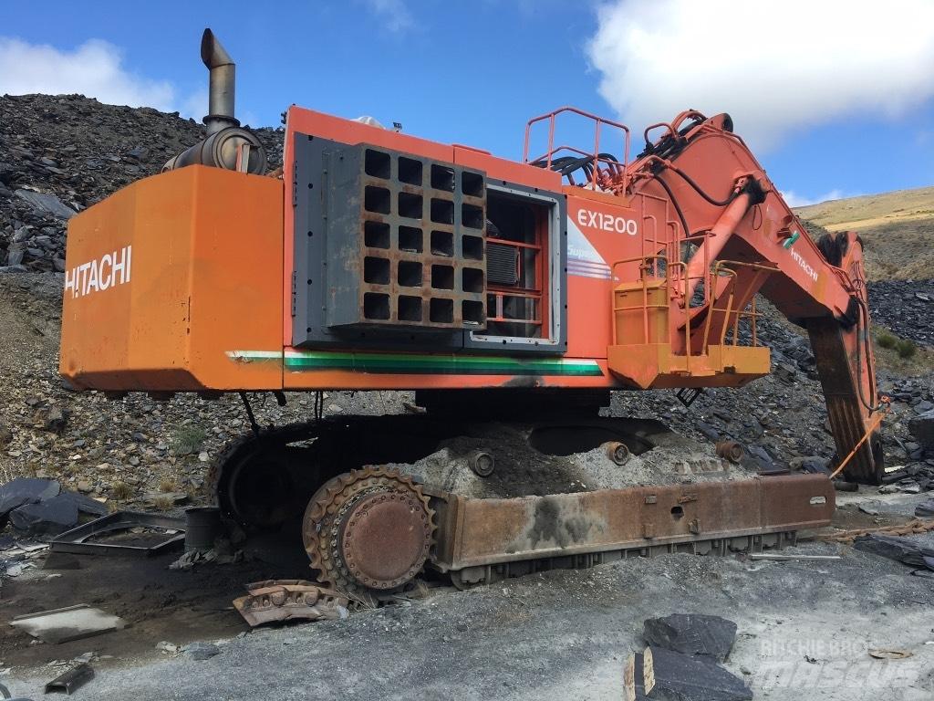 Hitachi EX 1200-5 C Bageri guseničari
