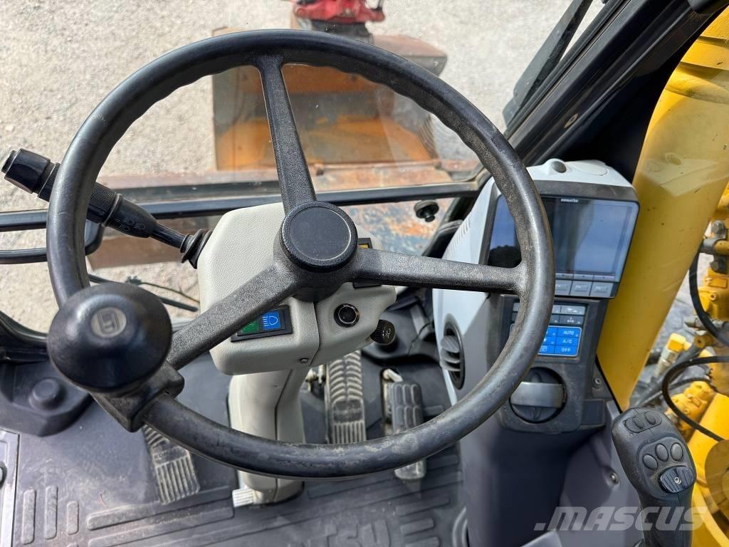 Komatsu PW 148-8 Bageri točkaši