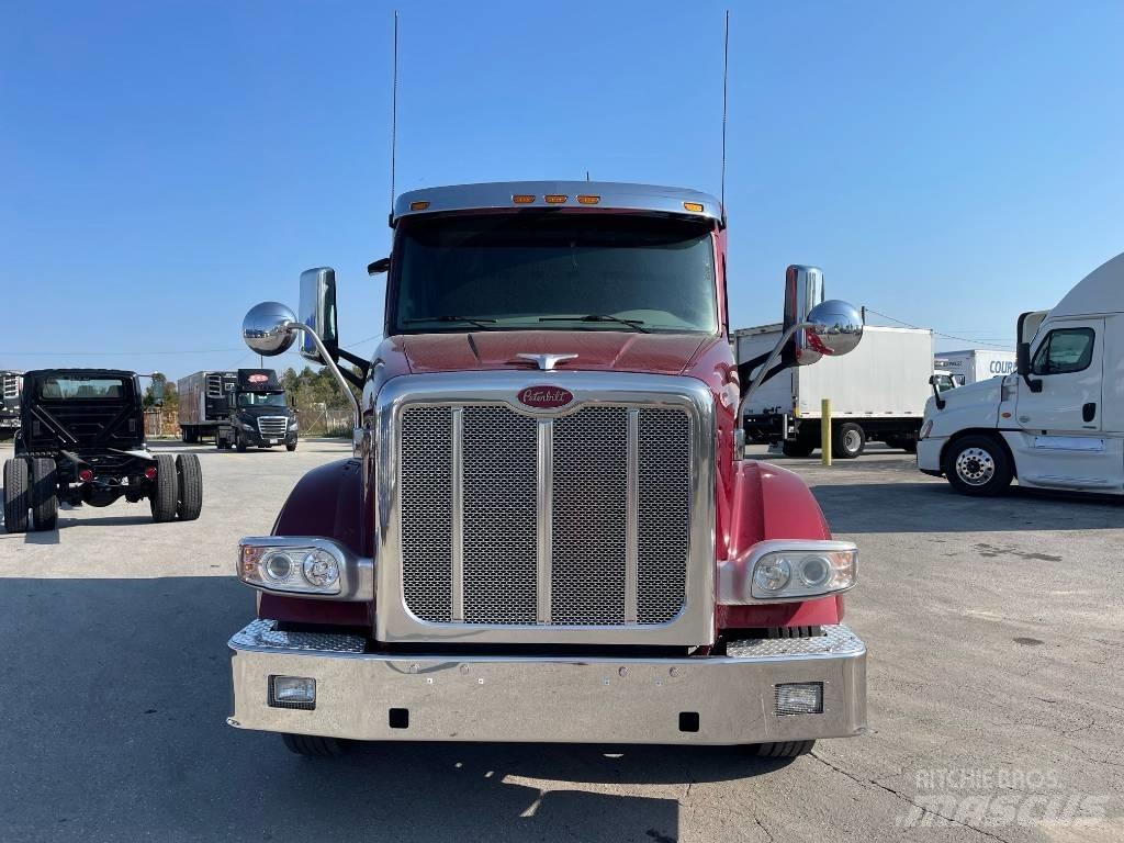 Peterbilt 567 Tegljači