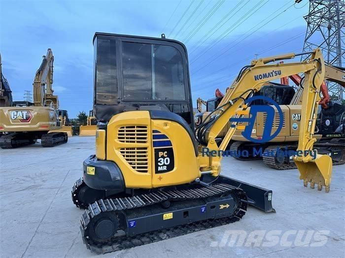 Komatsu PC 30MR Mini bageri < 7t