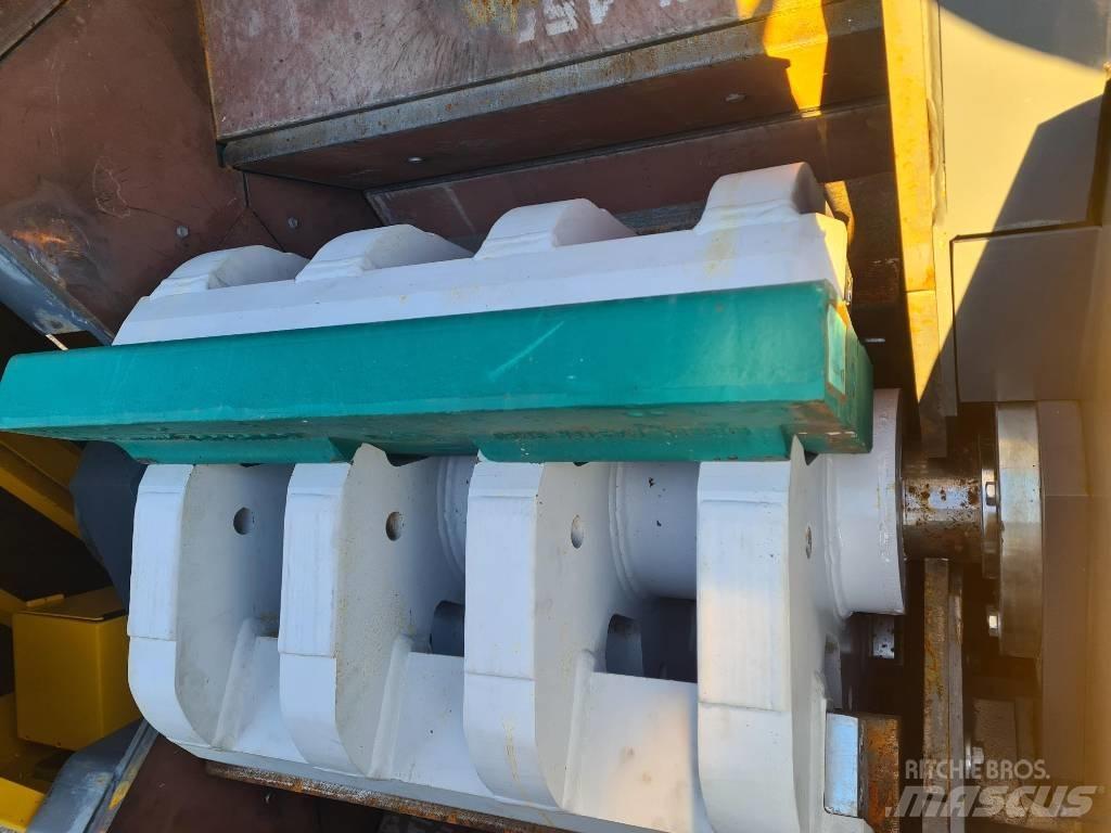  RUBBLEMASTER RM90GO Mobilne drobilice