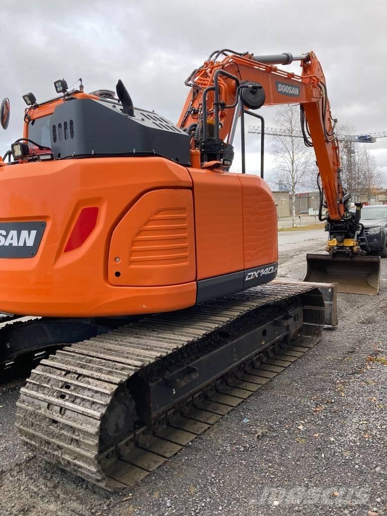 Doosan DX 140 LCR Bageri guseničari