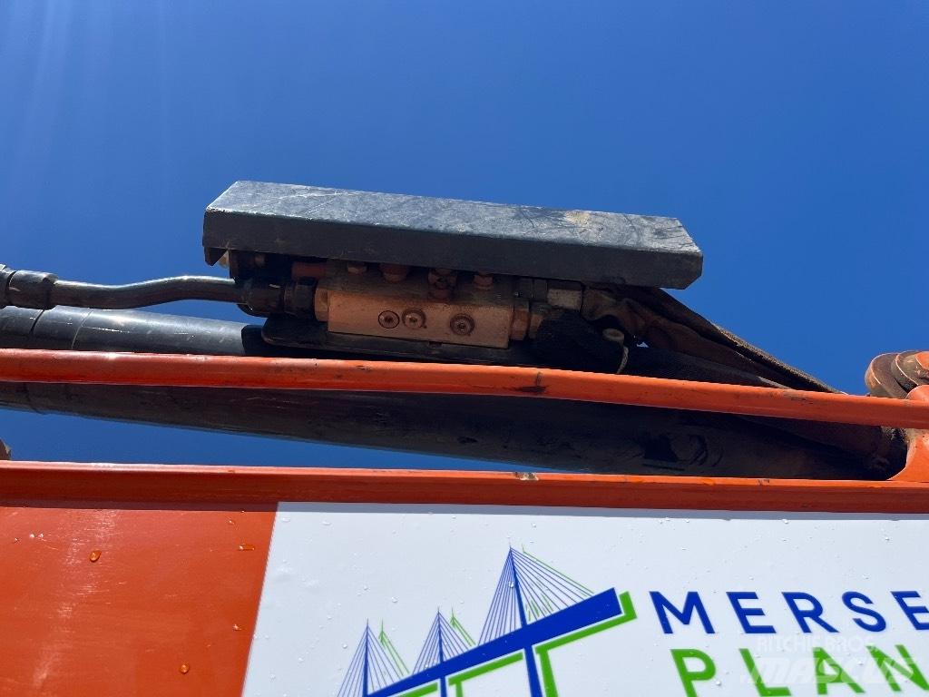 Hitachi ZX33U-6 Mini bageri < 7t