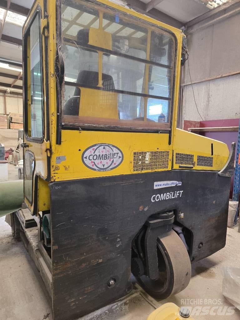 Combilift C4000LPG Viljuškari sa 4-stranskim dohvatom