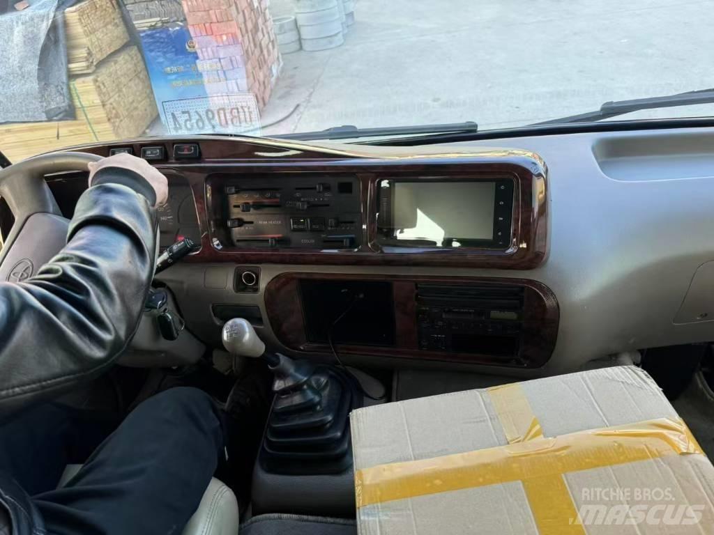 Toyota Coaster Međugradski autobusi