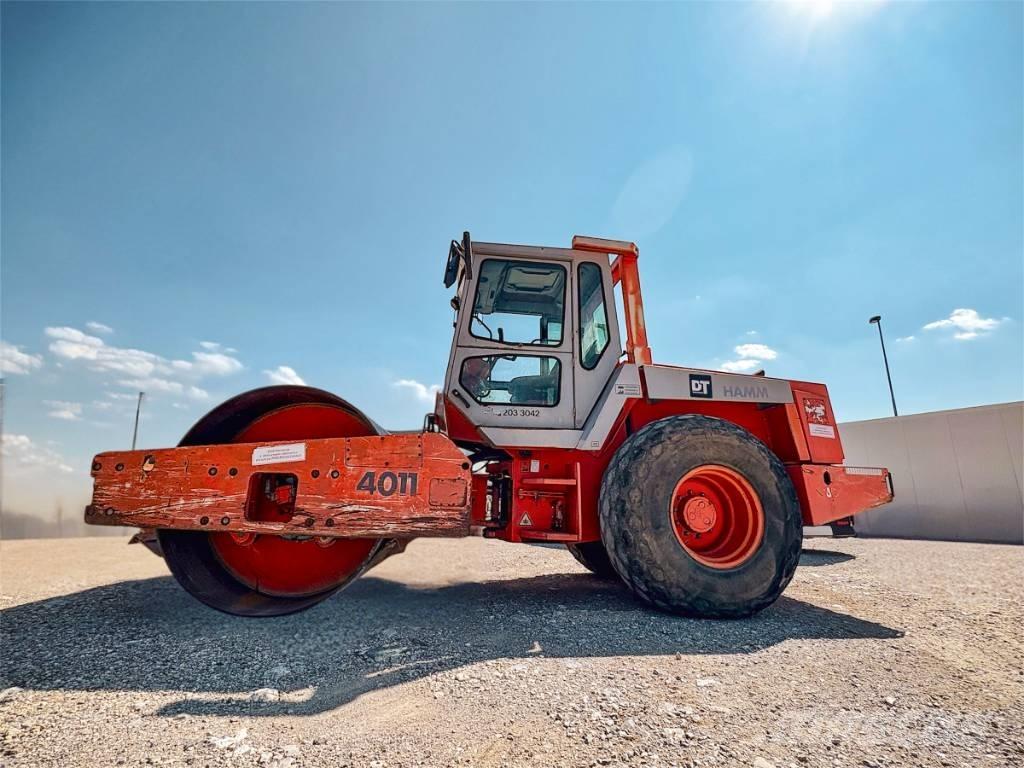 Hamm 4011 Valjci sa duplim bubnjem