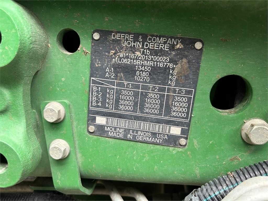 John Deere 6215R Traktori