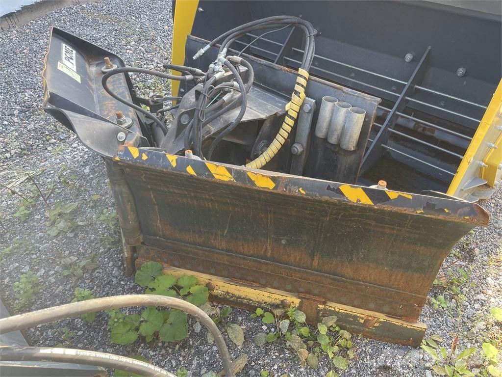 Pome 220 Nivelaura Snežne daske i plugovi