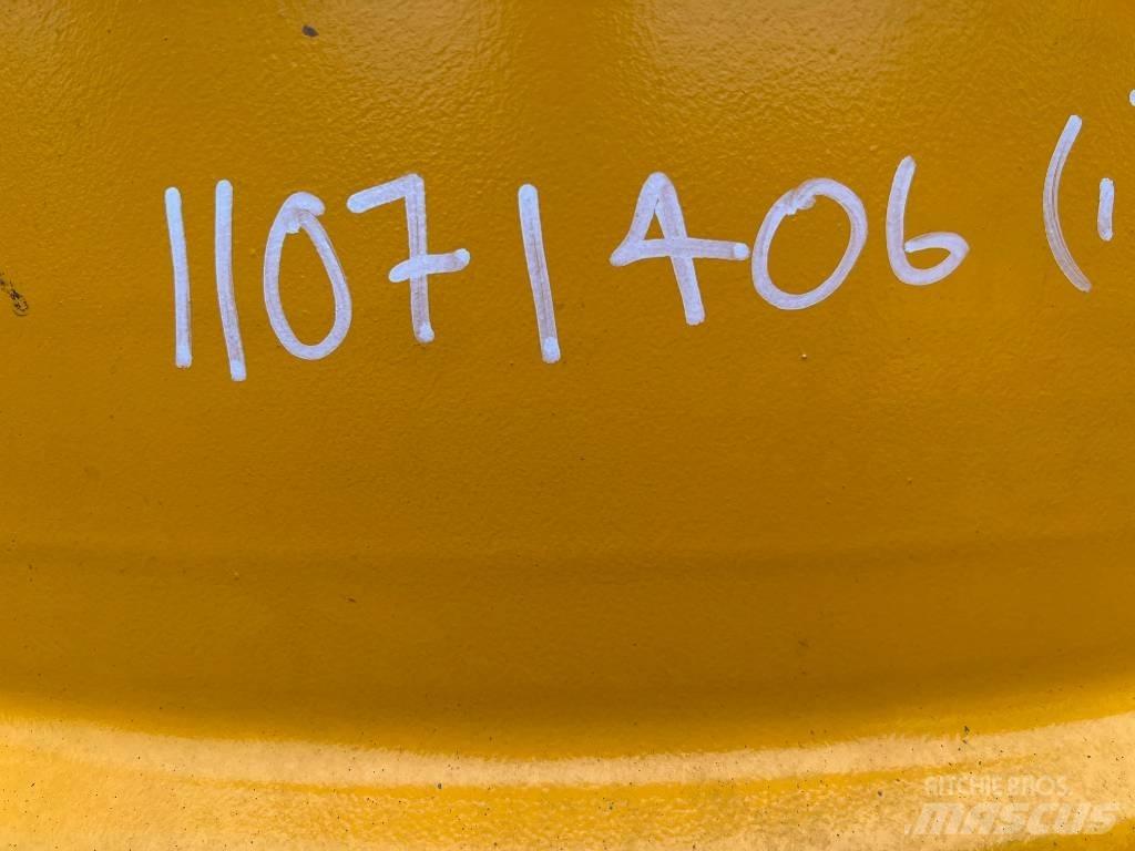 JCB 4 x Wheel Rims Gume, točkovi i felne