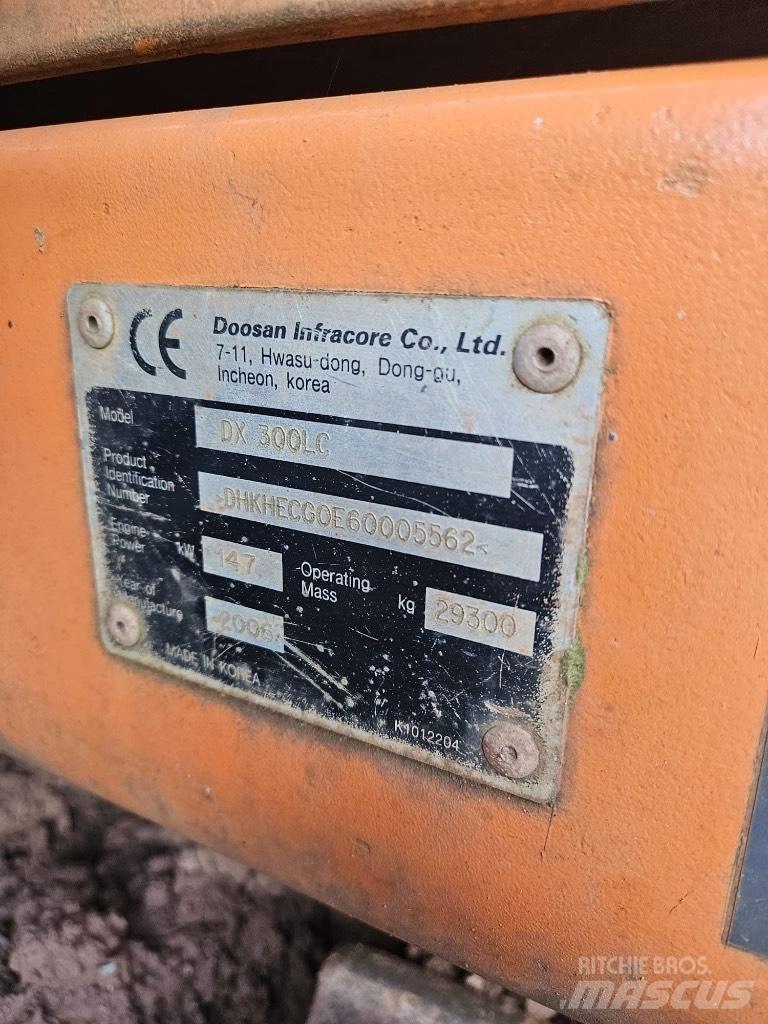 Doosan DX 300 LC-5 Bageri guseničari