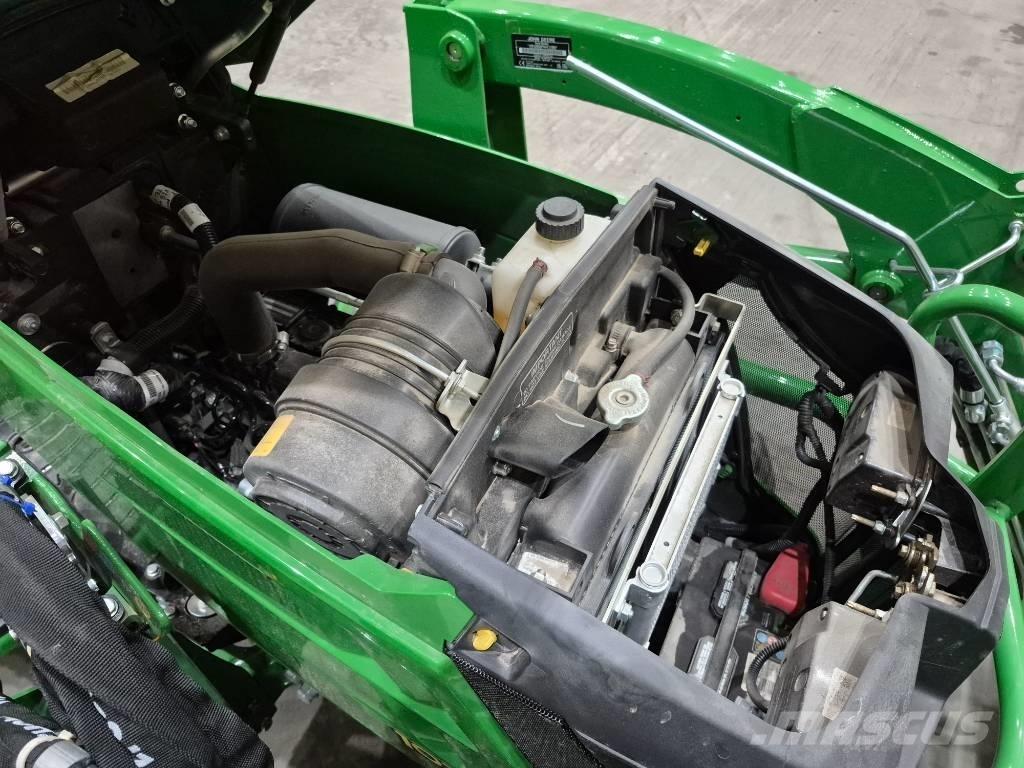 John Deere 1025 R Traktori