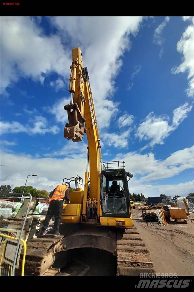 Komatsu PC 210 LC-11 Bageri guseničari