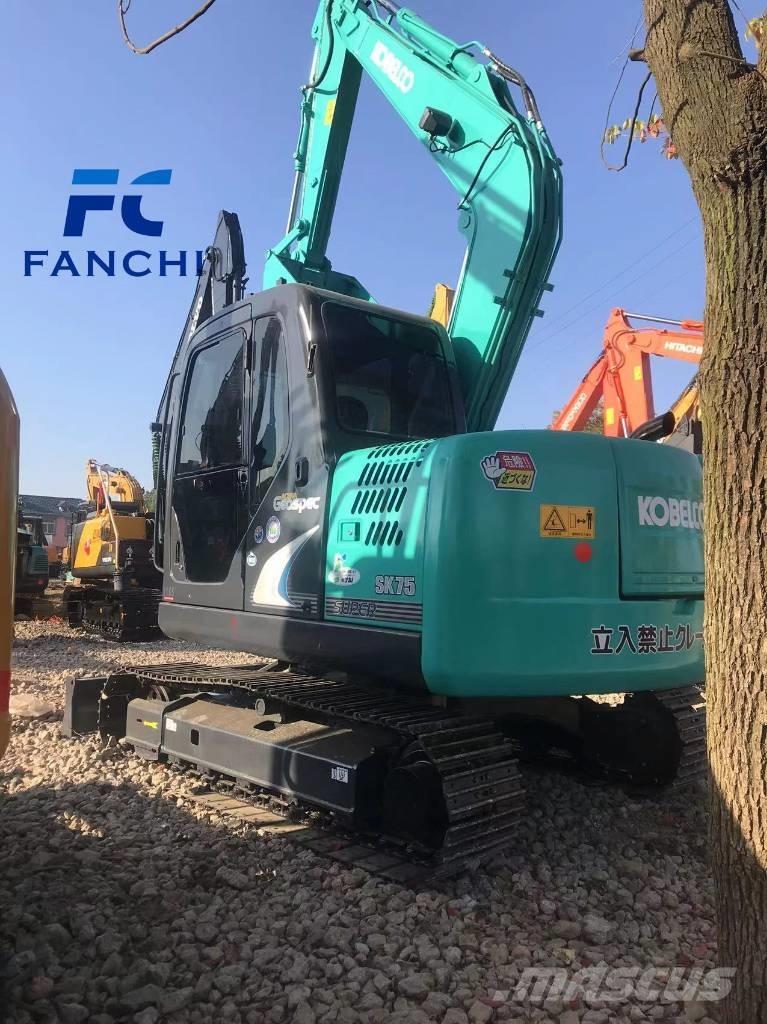 Kobelco SK 75 Bageri guseničari