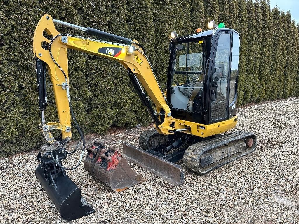 CAT 302.7 D CR Mini bageri < 7t