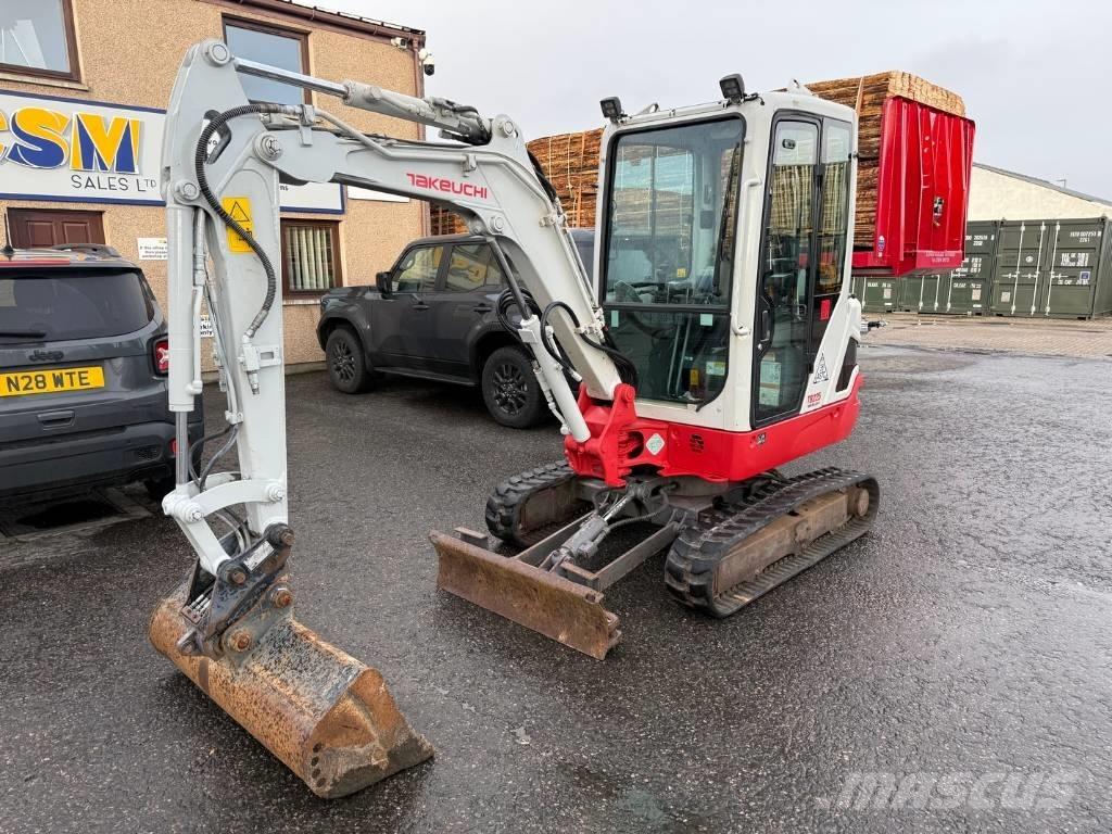 Takeuchi TB 225 Mini bageri < 7t