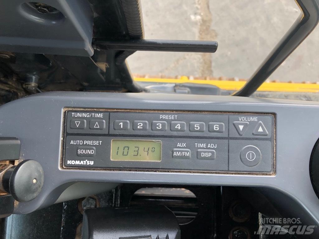 Komatsu PC210LC-11 Bageri guseničari
