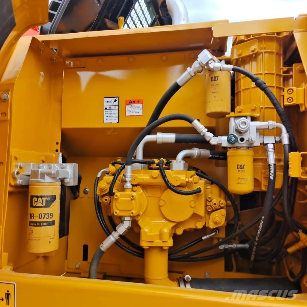 CAT 320 D2L Bageri guseničari