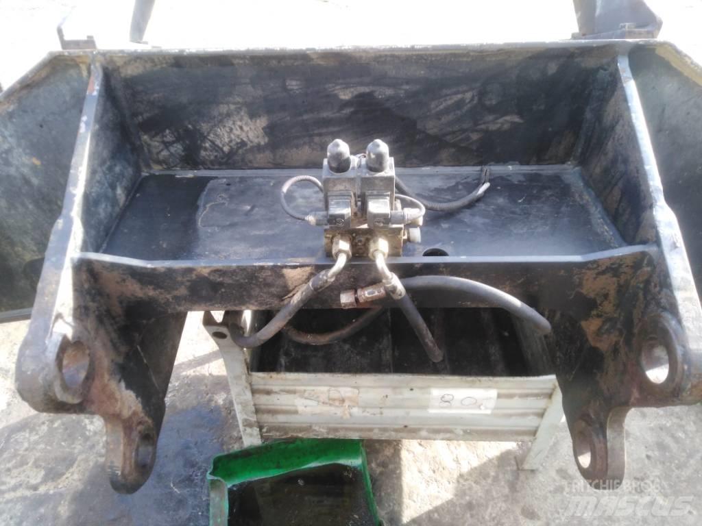 CAT M 318 Šasija i vešenje