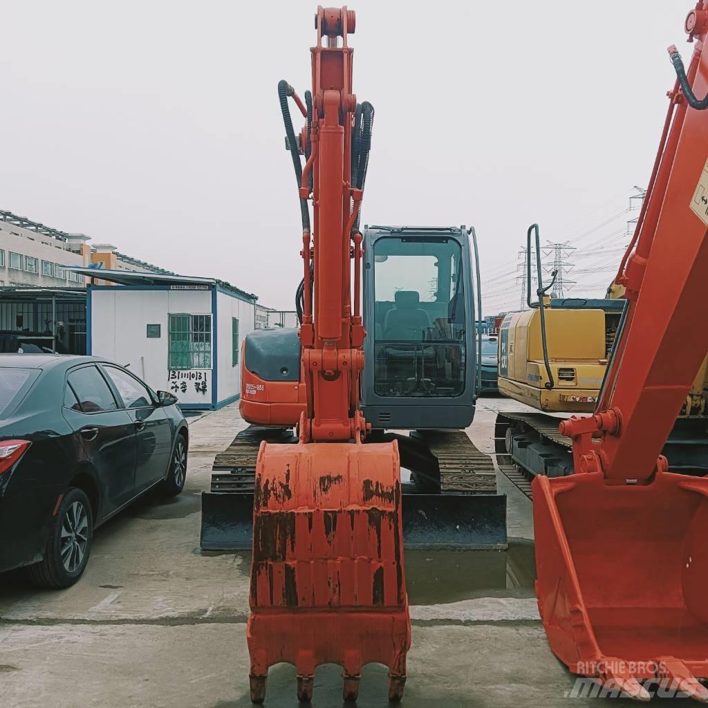 Hitachi ZX 75 US Midi bageri 7t – 12t